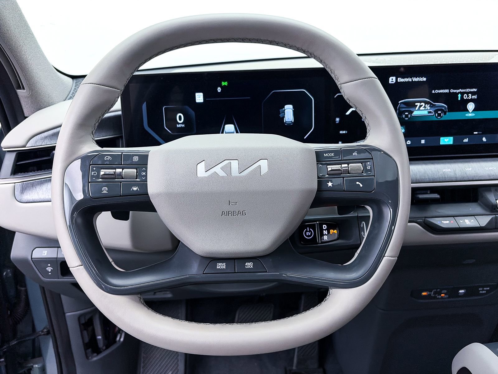 Used 2024 Kia EV9 Wind image 34