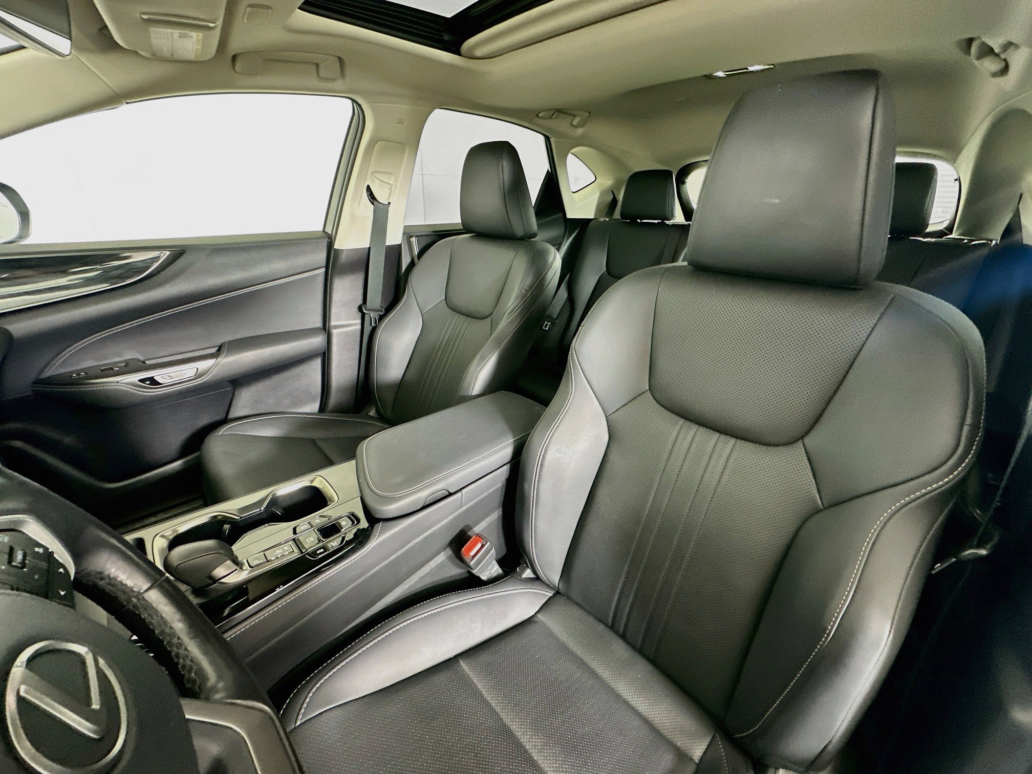 Used 2022 Lexus NX 350 AWD image 13