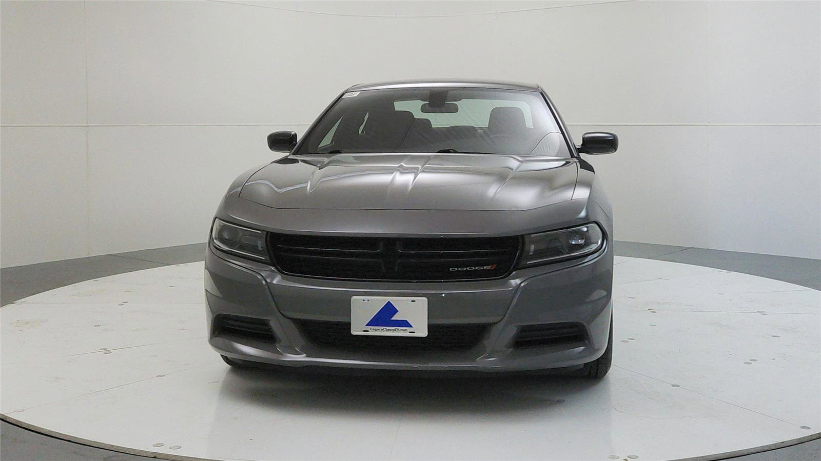 Used 2023 Dodge Charger SXT image 2