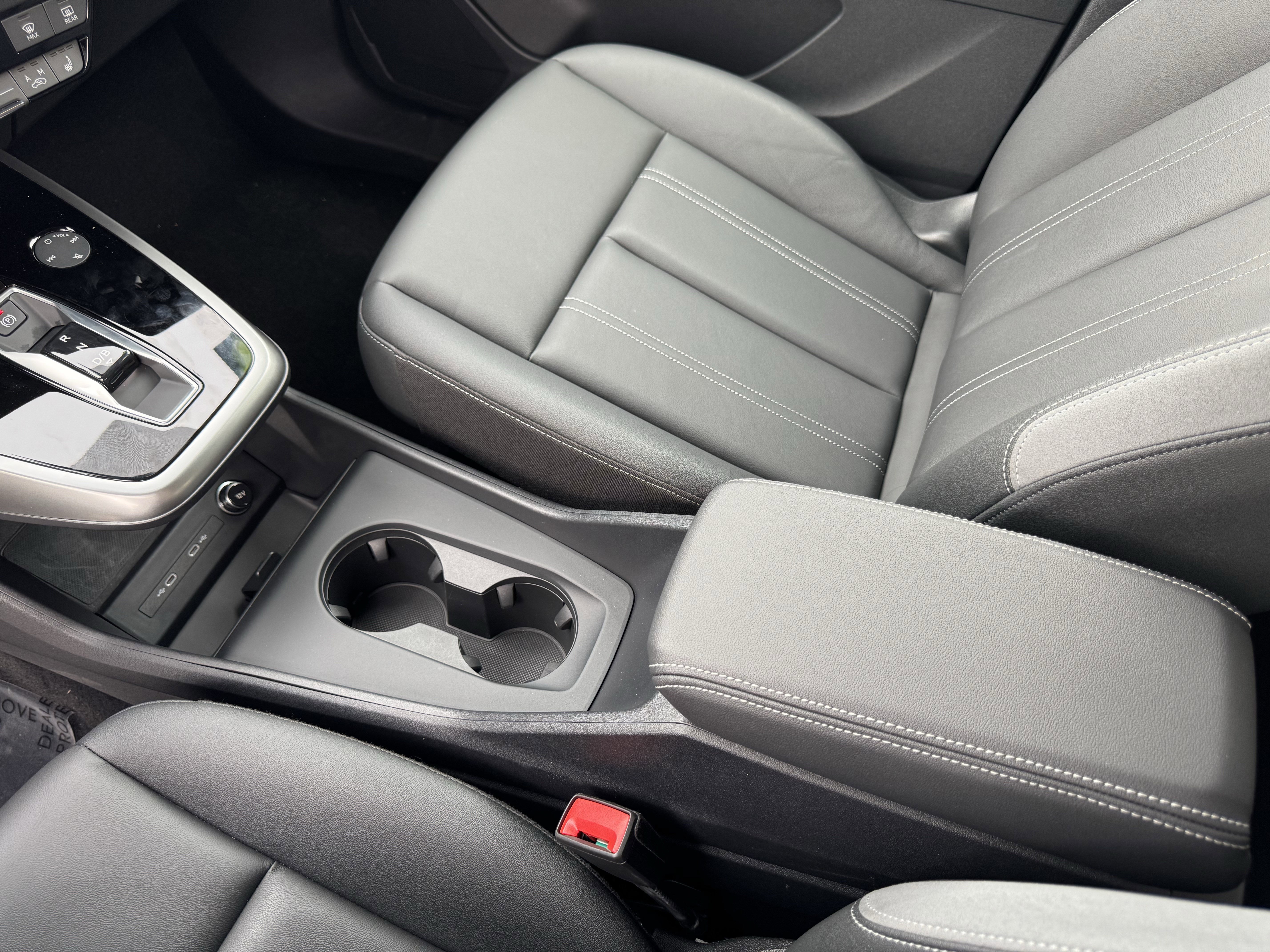 Used 2024 Audi Q4 e-tron Premium w/ Convenience Package image 26