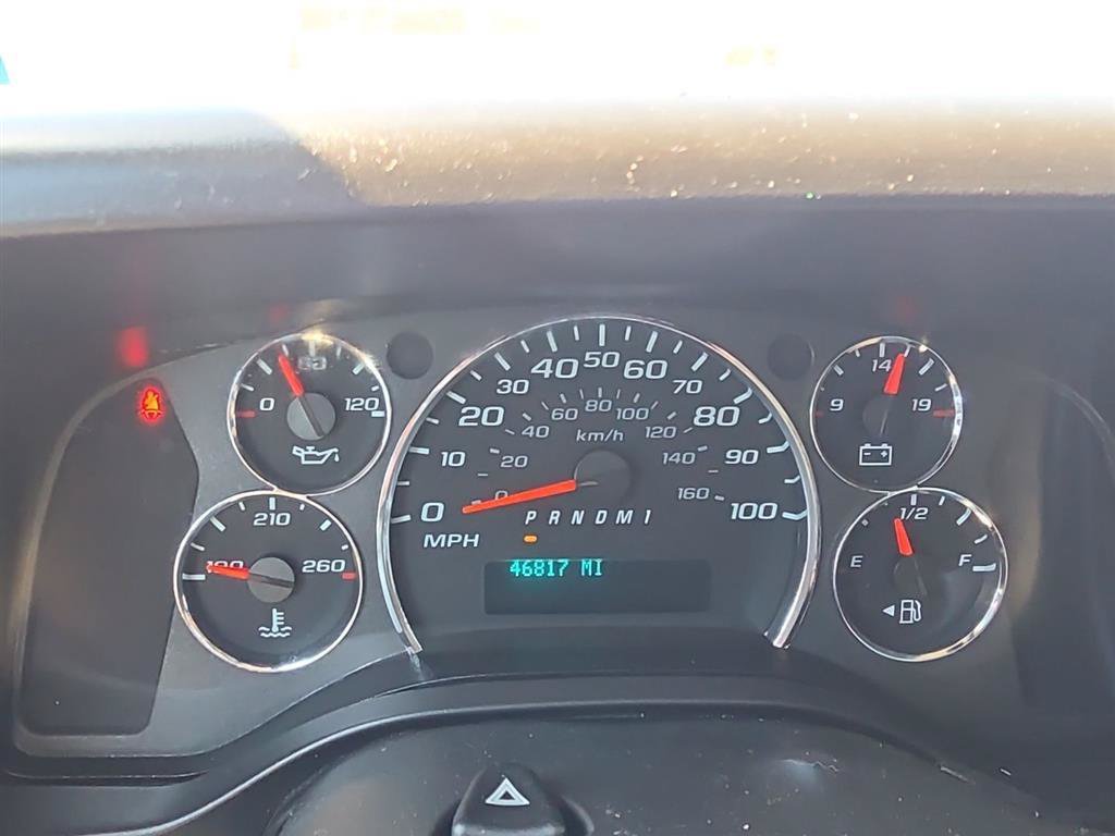 Used 2022 Chevrolet Express 2500 w/ Communications Package RWD image 9