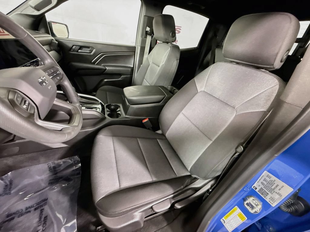 Used 2026 Chevrolet Colorado Trail Boss AWD/4WD image 24