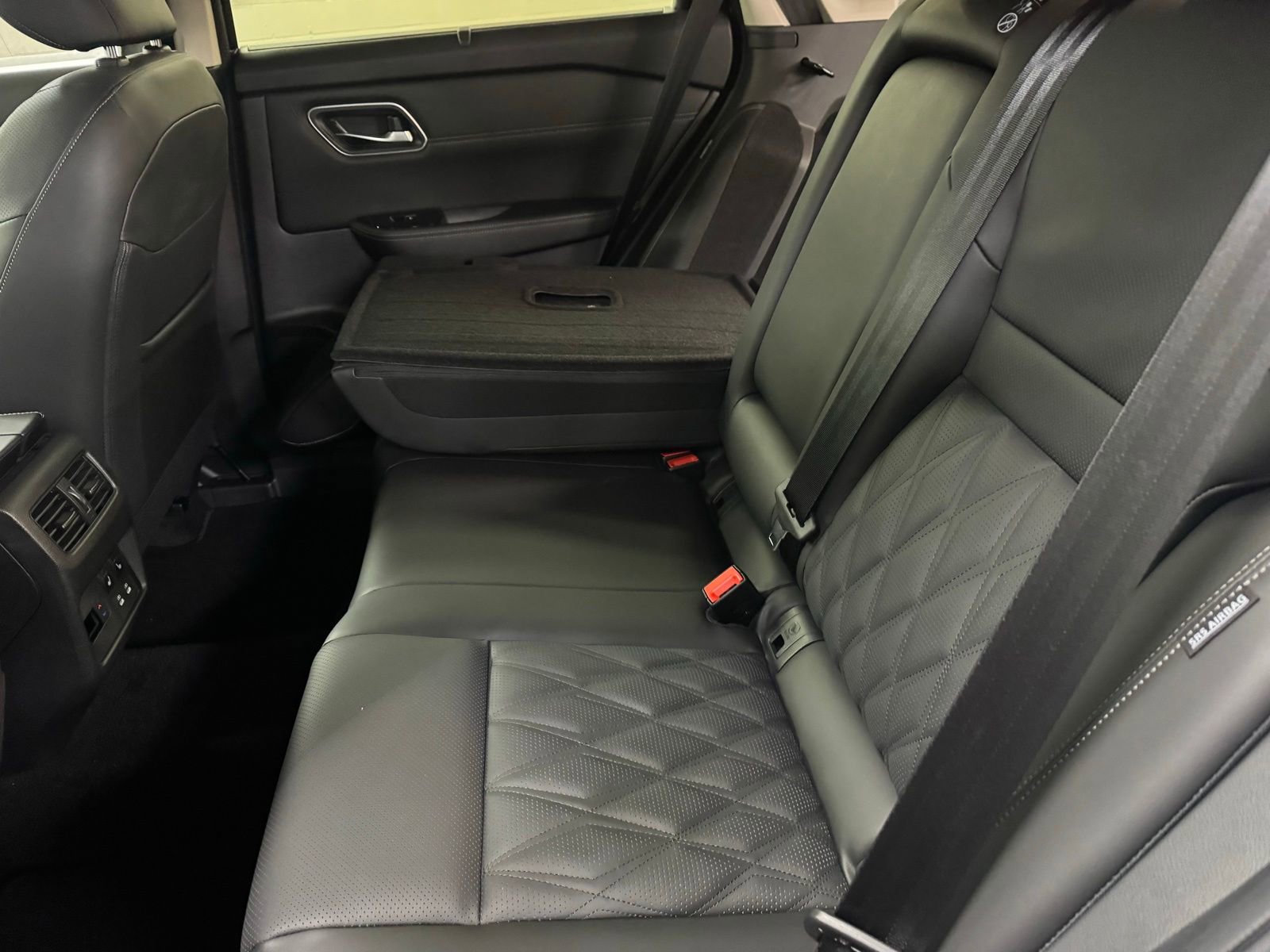 New 2025 Nissan Rogue Platinum w/ Tech Package image 30