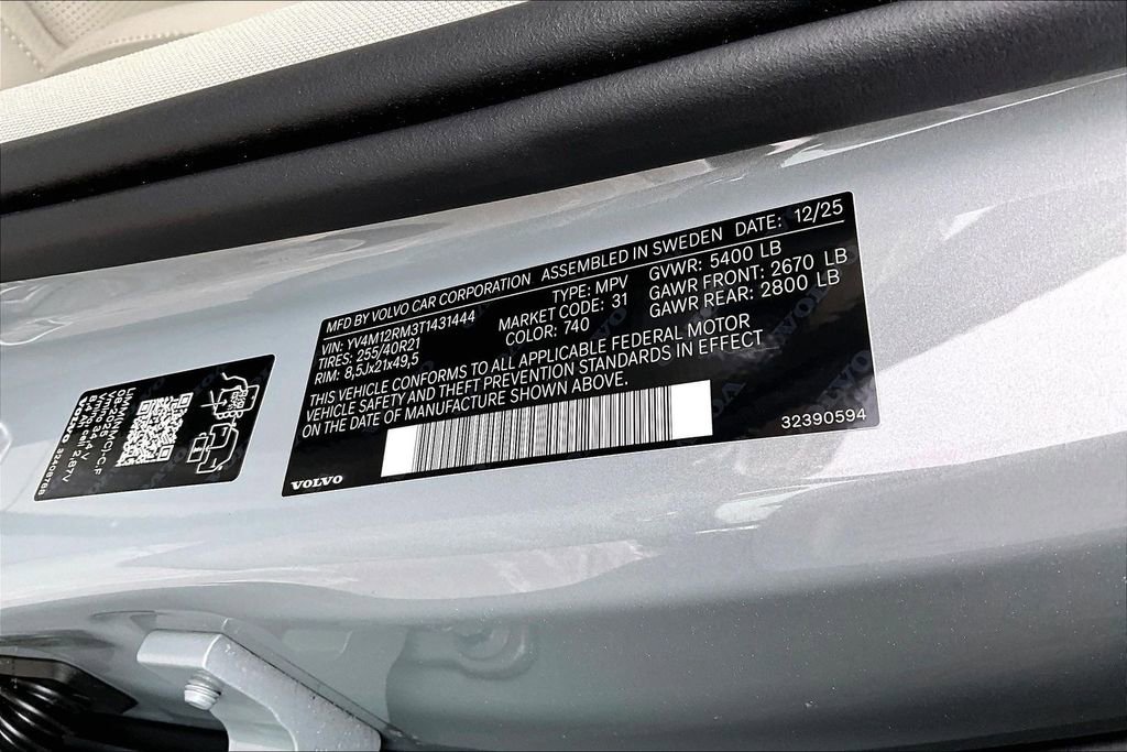 New 2026 Volvo XC60 B5 Ultra w/ Protection Package Premier image 8