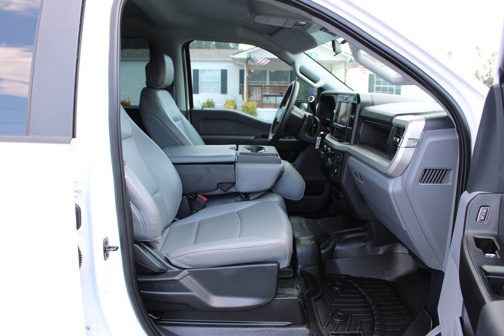 Used 2025 Ford F350 XL AWD/4WD image 24