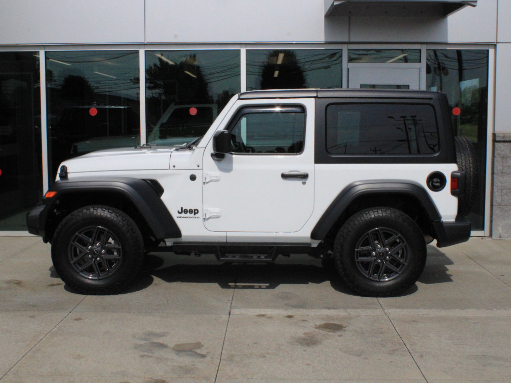 Certified 2024 Jeep Wrangler Sport AWD/4WD image 5