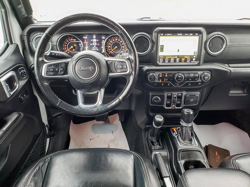 Used 2018 Jeep Wrangler Unlimited Sahara w/ Dual Top Group image 25