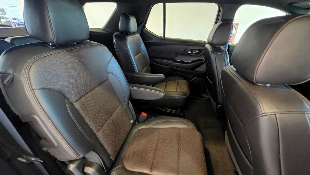 Used 2023 Chevrolet Traverse High Country AWD/4WD image 57