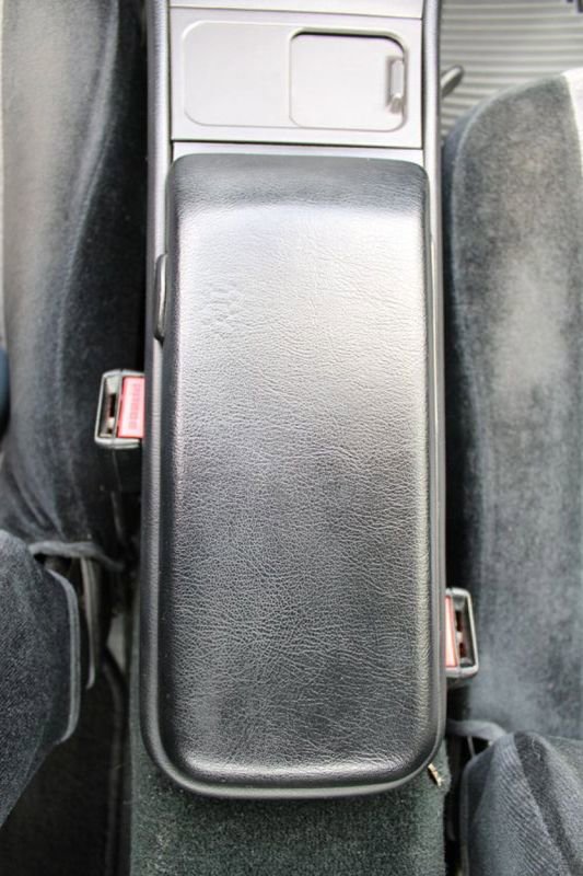 Used 1990 Porsche 944 Coupe RWD image 29