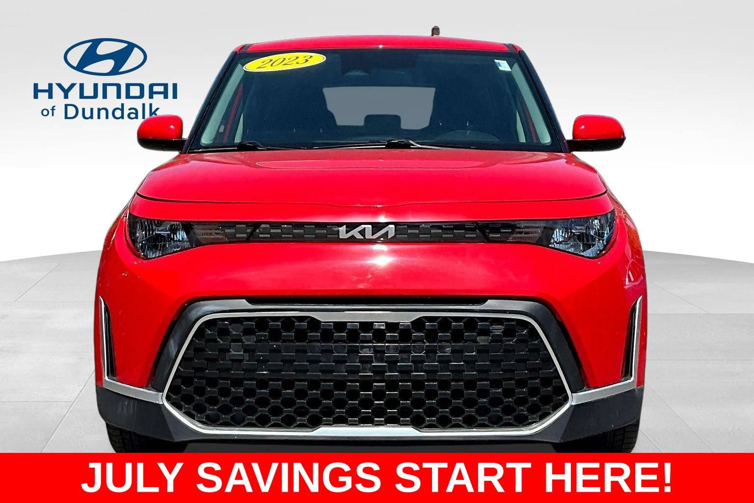 Used 2023 Kia Soul LX w/ LX Technology Package FWD image 2