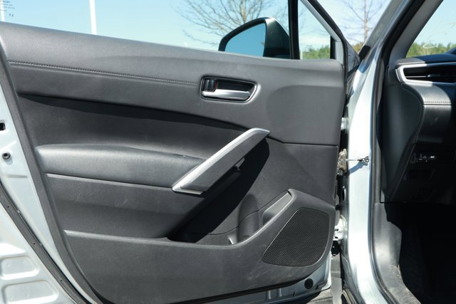 Used 2024 Toyota Corolla Cross XLE FWD image 22