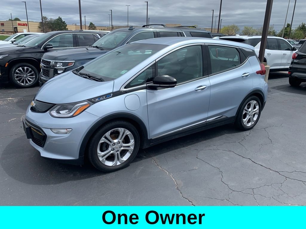 Used 2017 Chevrolet Bolt LT FWD image 1
