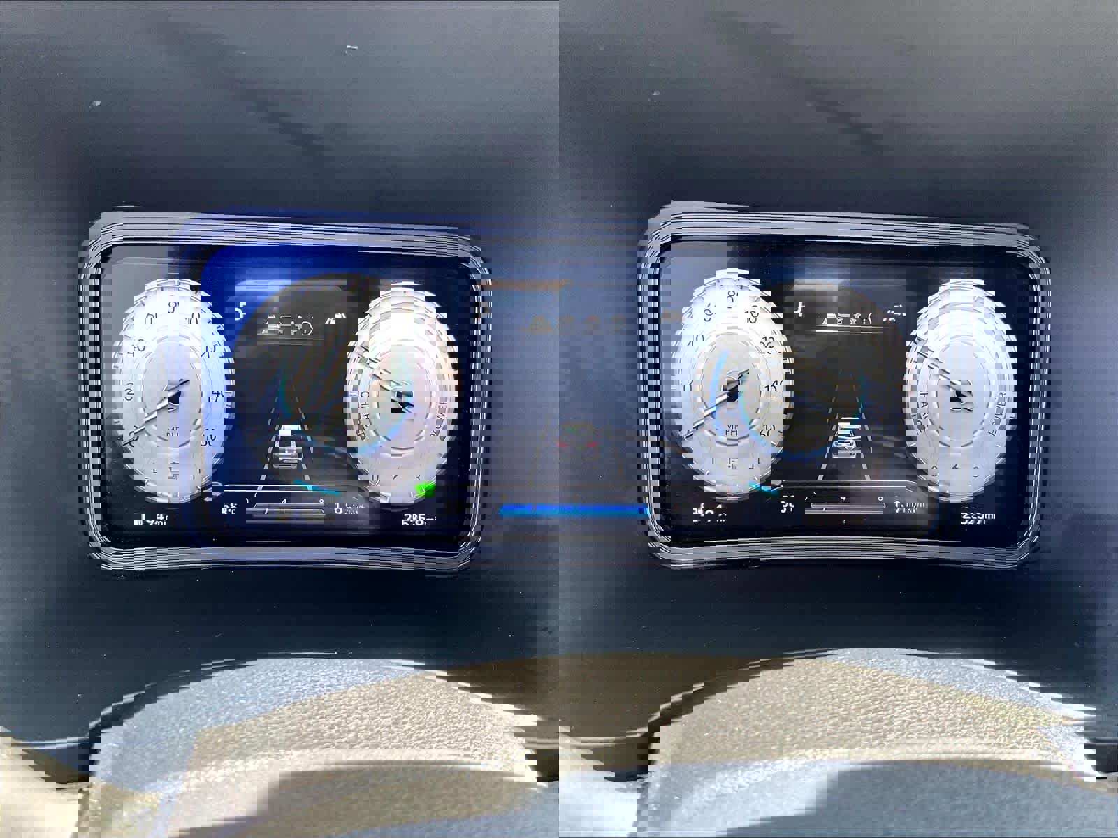 Used 2023 Hyundai Kona SE w/ Cargo Package FWD image 24