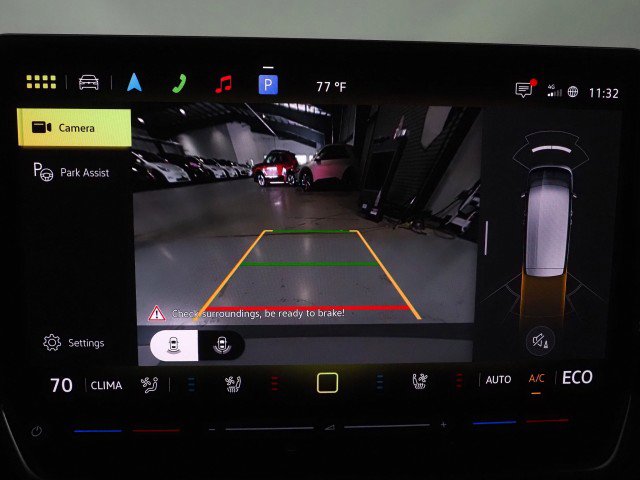 Used 2025 Volkswagen ID. Buzz Pro S RWD image 26