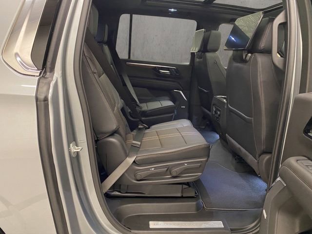 New 2026 Chevrolet Suburban High Country AWD/4WD image 24