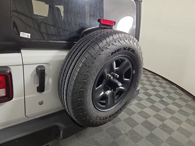 Used 2024 Jeep Wrangler Sport image 31