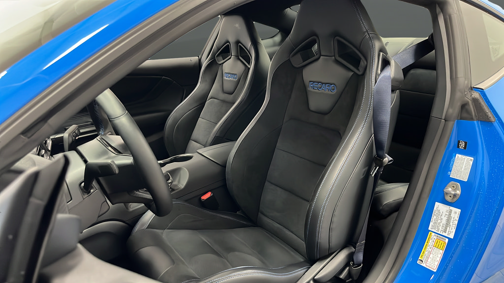 Used 2025 Ford Mustang Dark Horse RWD image 9