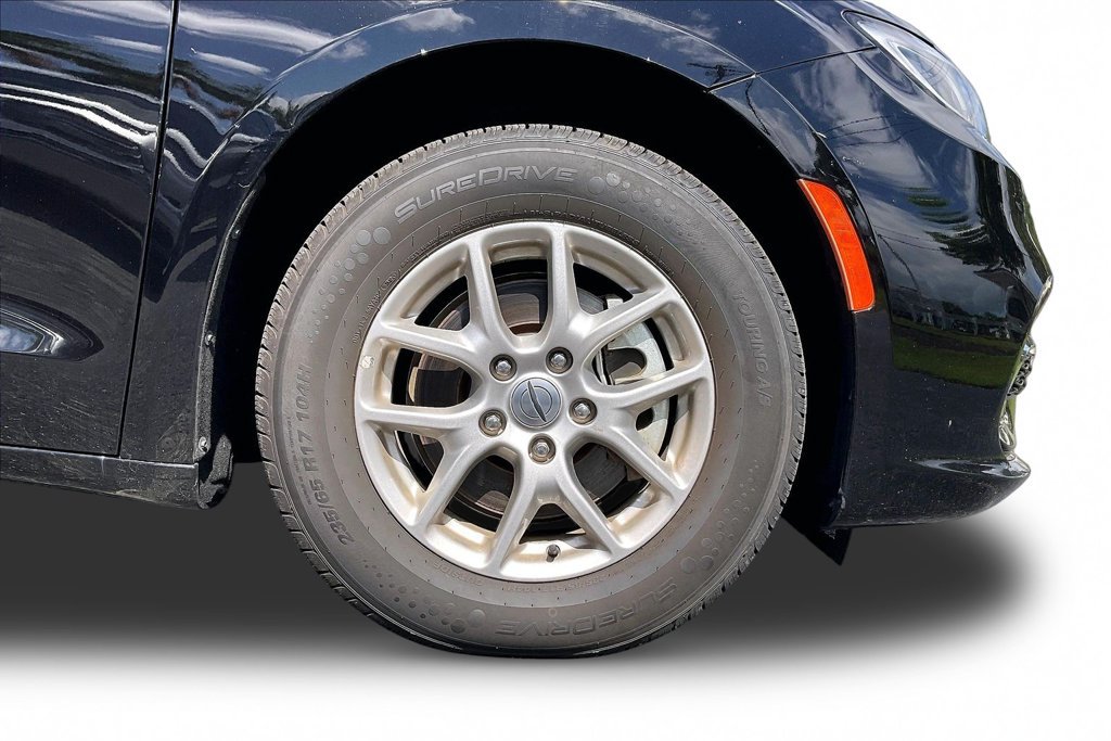 Used 2025 Chrysler Pacifica Select FWD image 30
