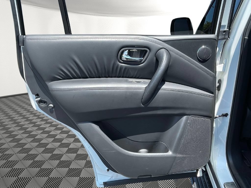Used 2023 Nissan Armada SL w/ Midnight Edition Package AWD/4WD image 15