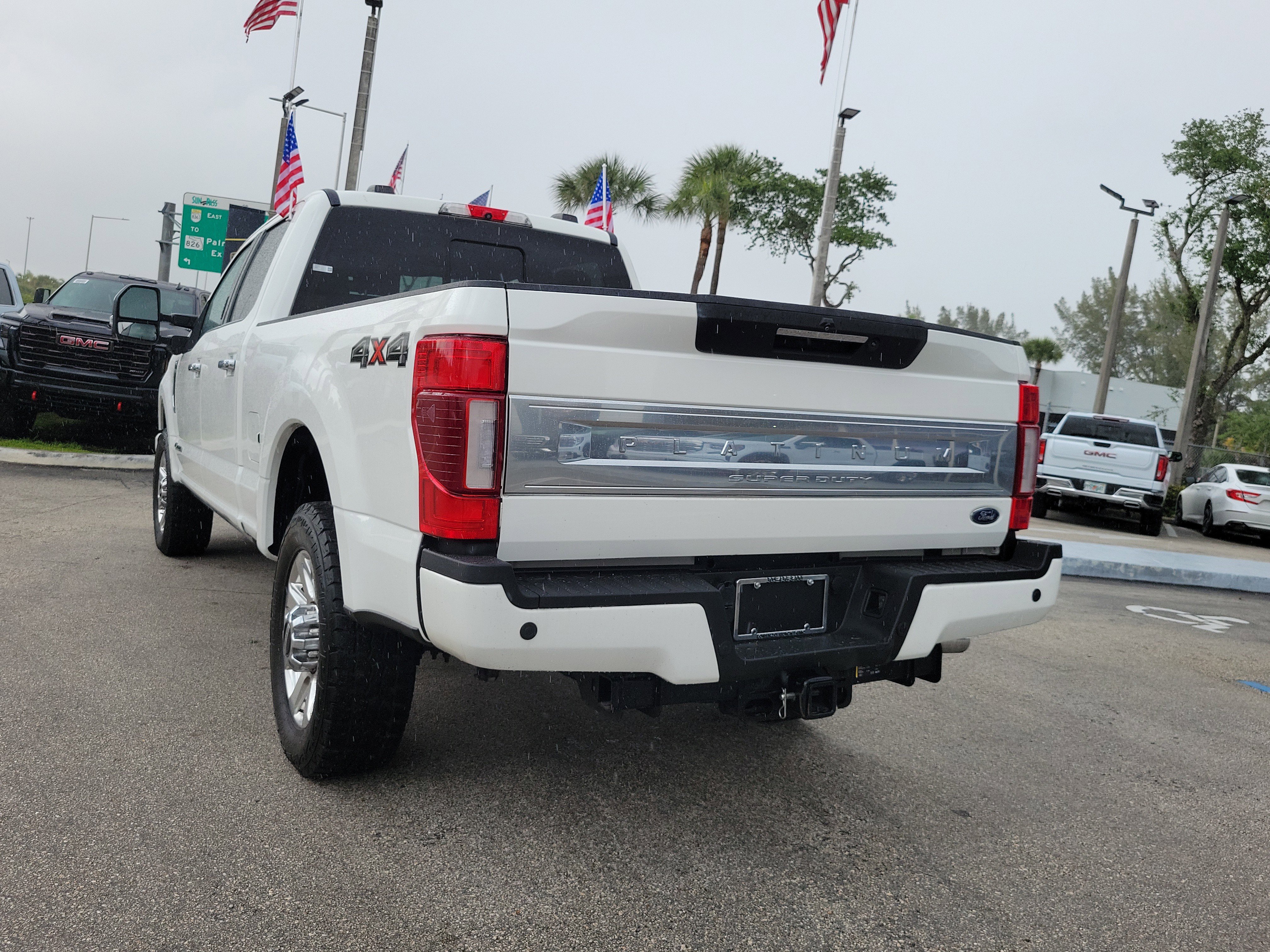 Used 2022 Ford F350 Platinum image 7