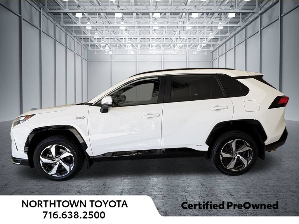 Used 2023 Toyota RAV4 SE w/ Weather & Moonroof Package AWD/4WD image 3