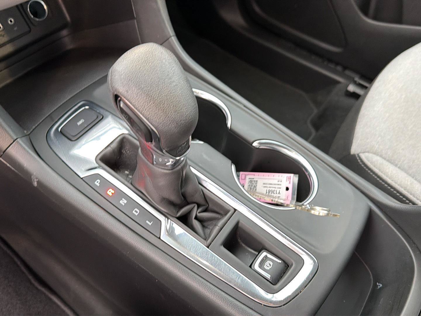 Used 2022 Chevrolet Equinox LS AWD/4WD image 26