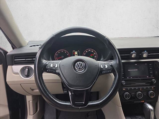 Used 2020 Volkswagen Passat 2.0T SE FWD image 13
