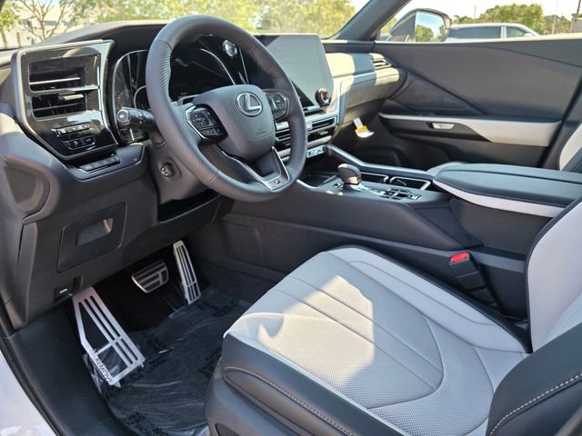 New 2026 Lexus TX 500h AWD image 24