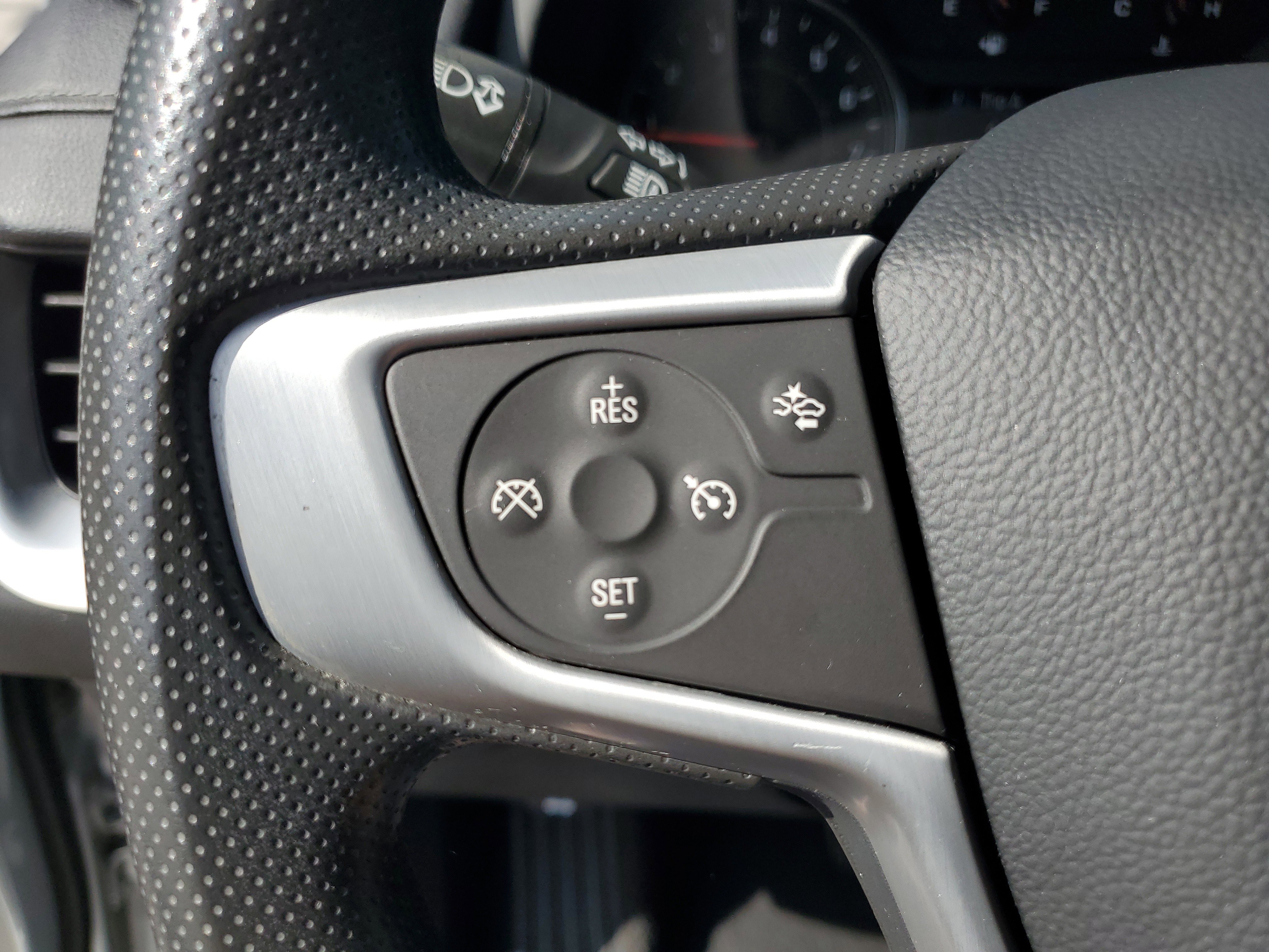 Used 2022 GMC Terrain SLE image 22