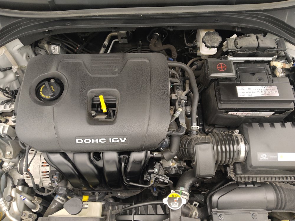 Used 2018 Hyundai Elantra SEL w/ Cargo Package image 30