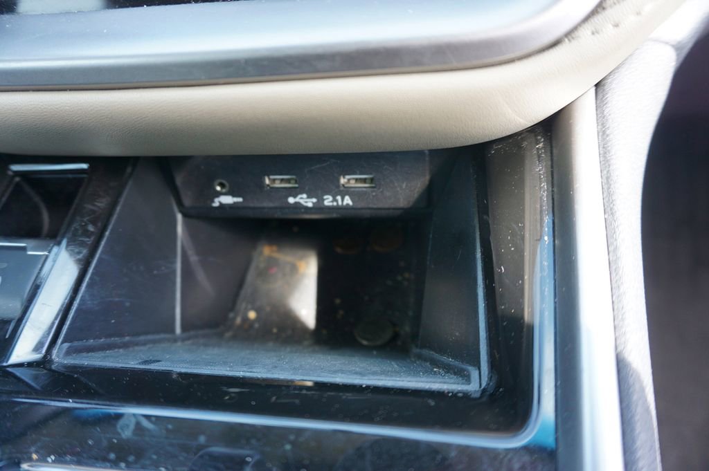 Used 2022 Subaru Outback Limited image 14