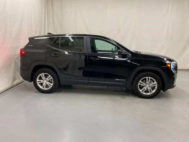 Certified 2023 GMC Terrain SLE image 8