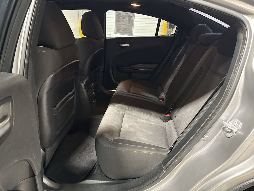 Used 2018 Dodge Charger R/T w/ Blacktop Package RWD image 23