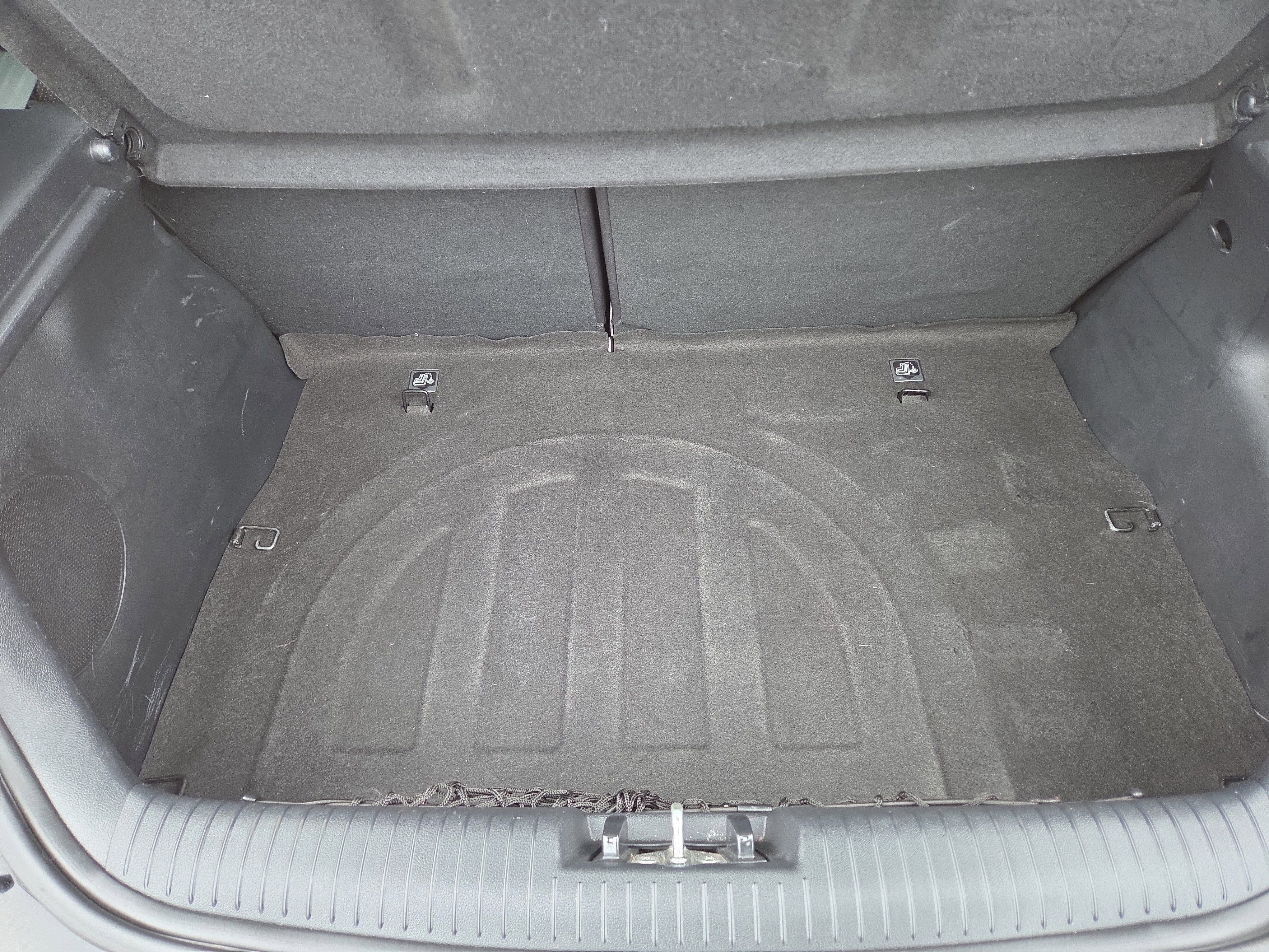 Used 2014 Hyundai Veloster Turbo w/ Turbo Technology Package 04 image 31