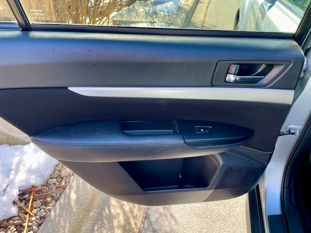 Used 2013 Subaru Outback 2.5i Premium image 17