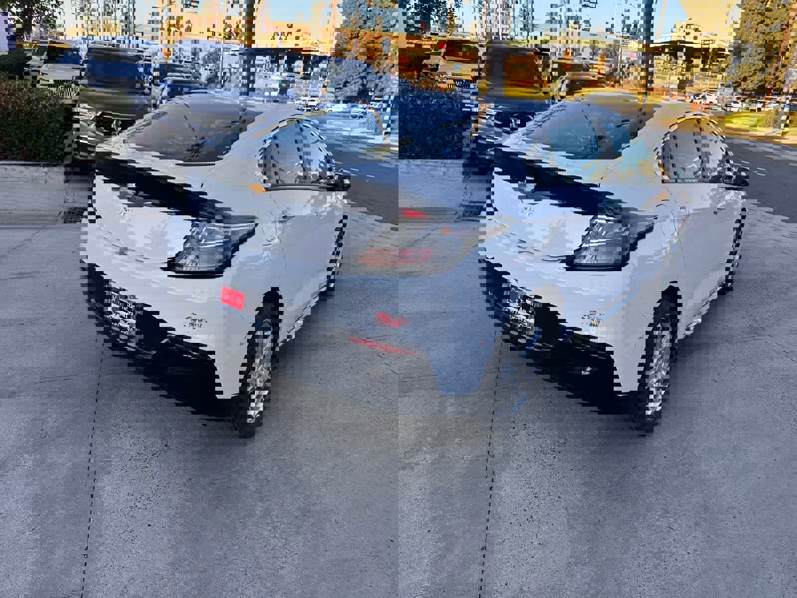 Used 2018 Chevrolet Volt LT FWD image 5