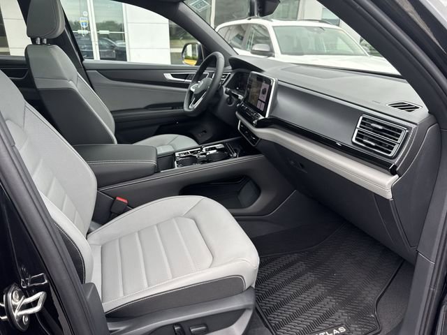 New 2026 Volkswagen Atlas Cross Sport SEL R-Line image 27