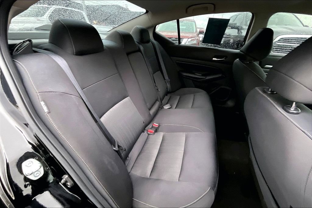 Used 2022 Nissan Altima 2.5 SV image 37