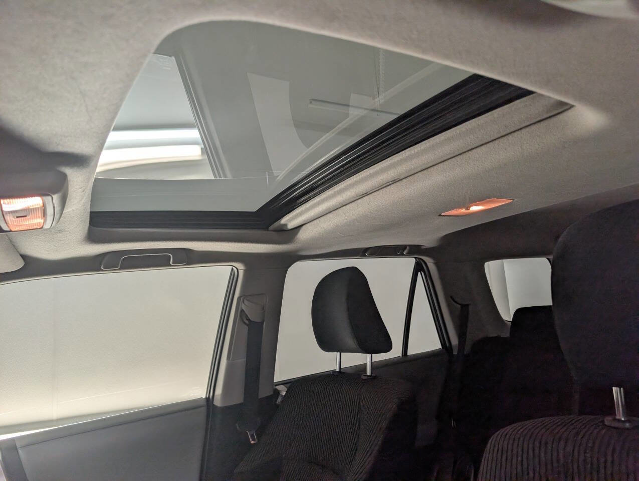 Used 2010 Toyota 4Runner SR5 image 11