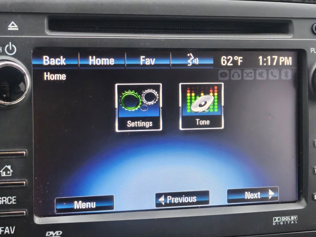 Used 2014 Chevrolet Traverse LT image 17