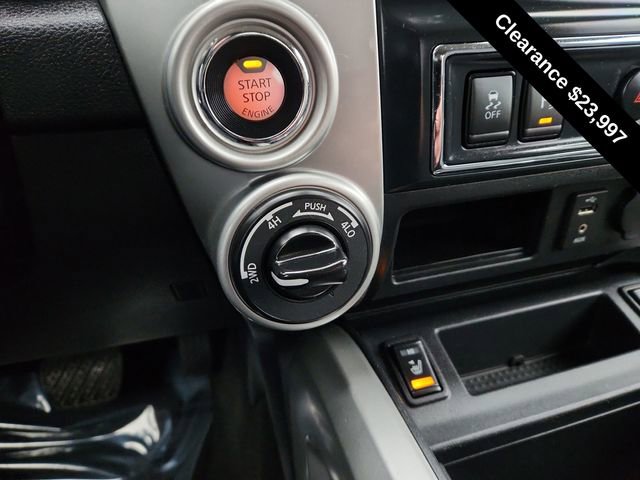Used 2018 Nissan Titan SL image 42
