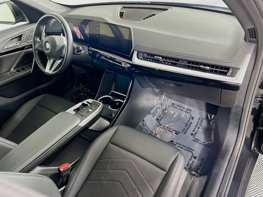 Used 2025 BMW X1 xDrive28i image 29