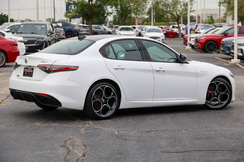 Used 2024 Alfa Romeo Giulia Veloce RWD image 33