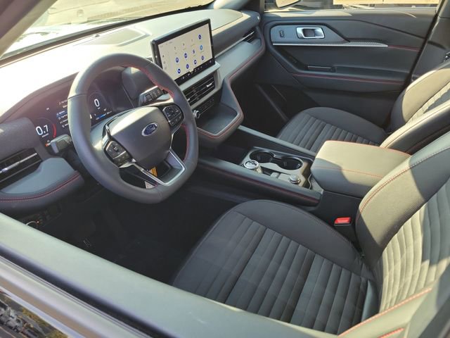 Used 2026 Ford Explorer ST-Line w/ ST-Line Street Pack RWD video 3
