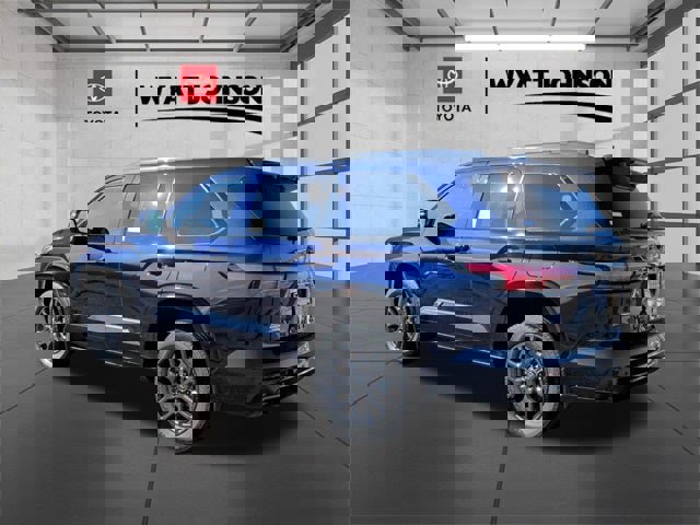 New 2026 Toyota Sequoia Platinum image 3