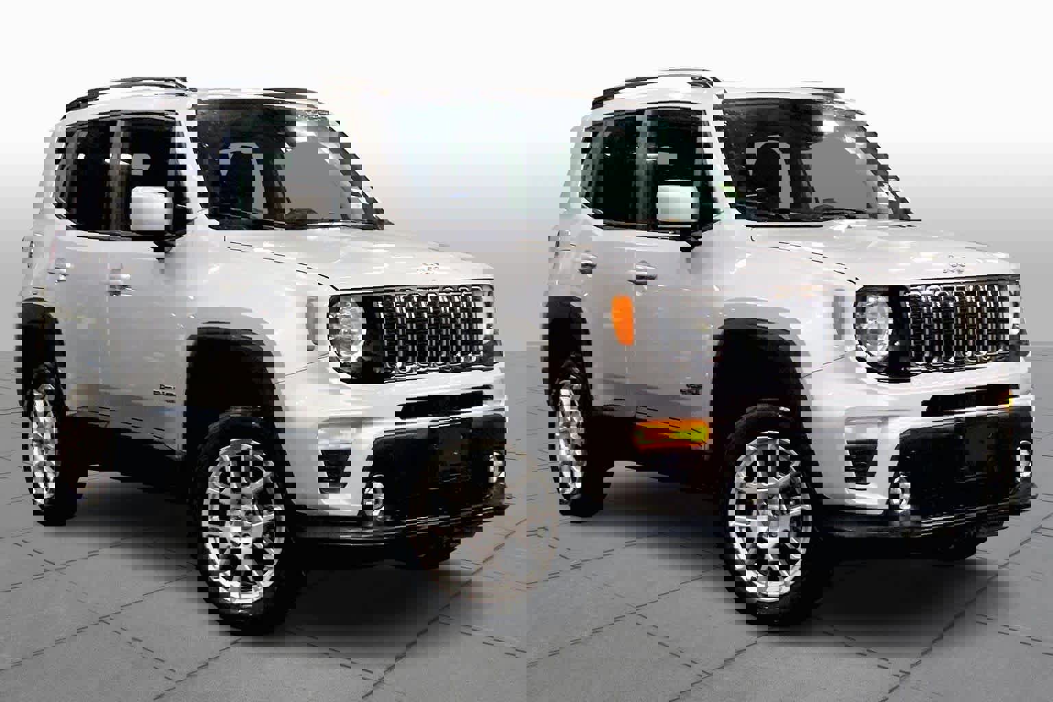Used 2021 Jeep Renegade Latitude image 3