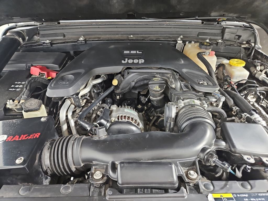 Used 2019 Jeep Wrangler Sport S image 22