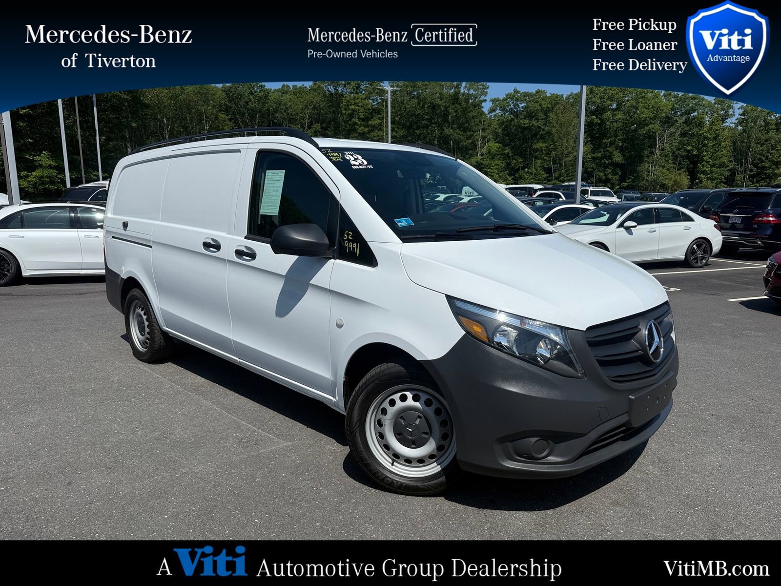 Used 2023 Mercedes-Benz Metris image 1