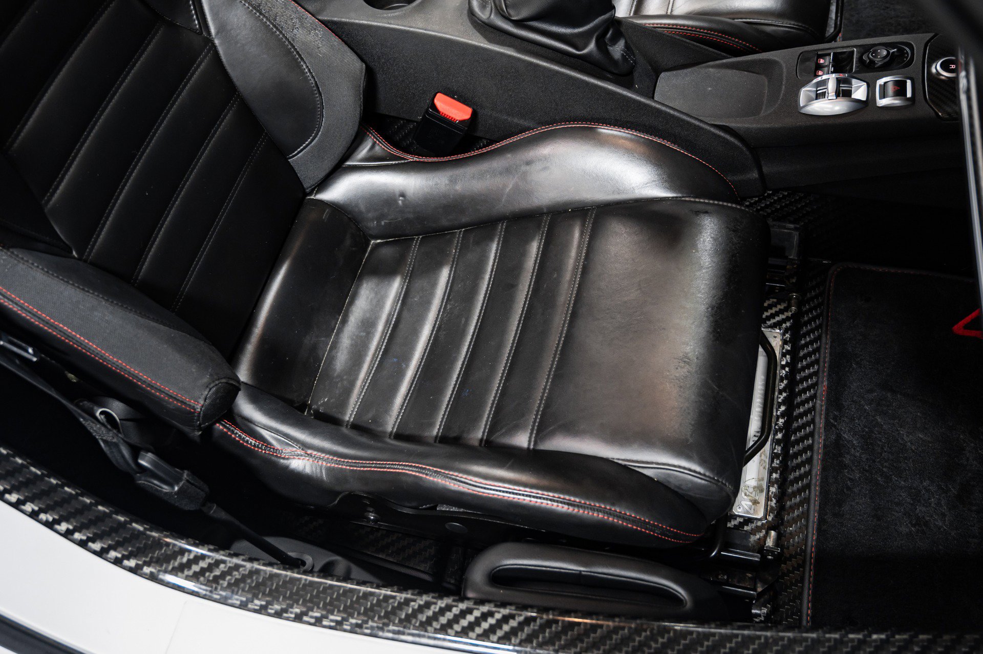 Used 2018 Alfa Romeo 4C Spider RWD image 29
