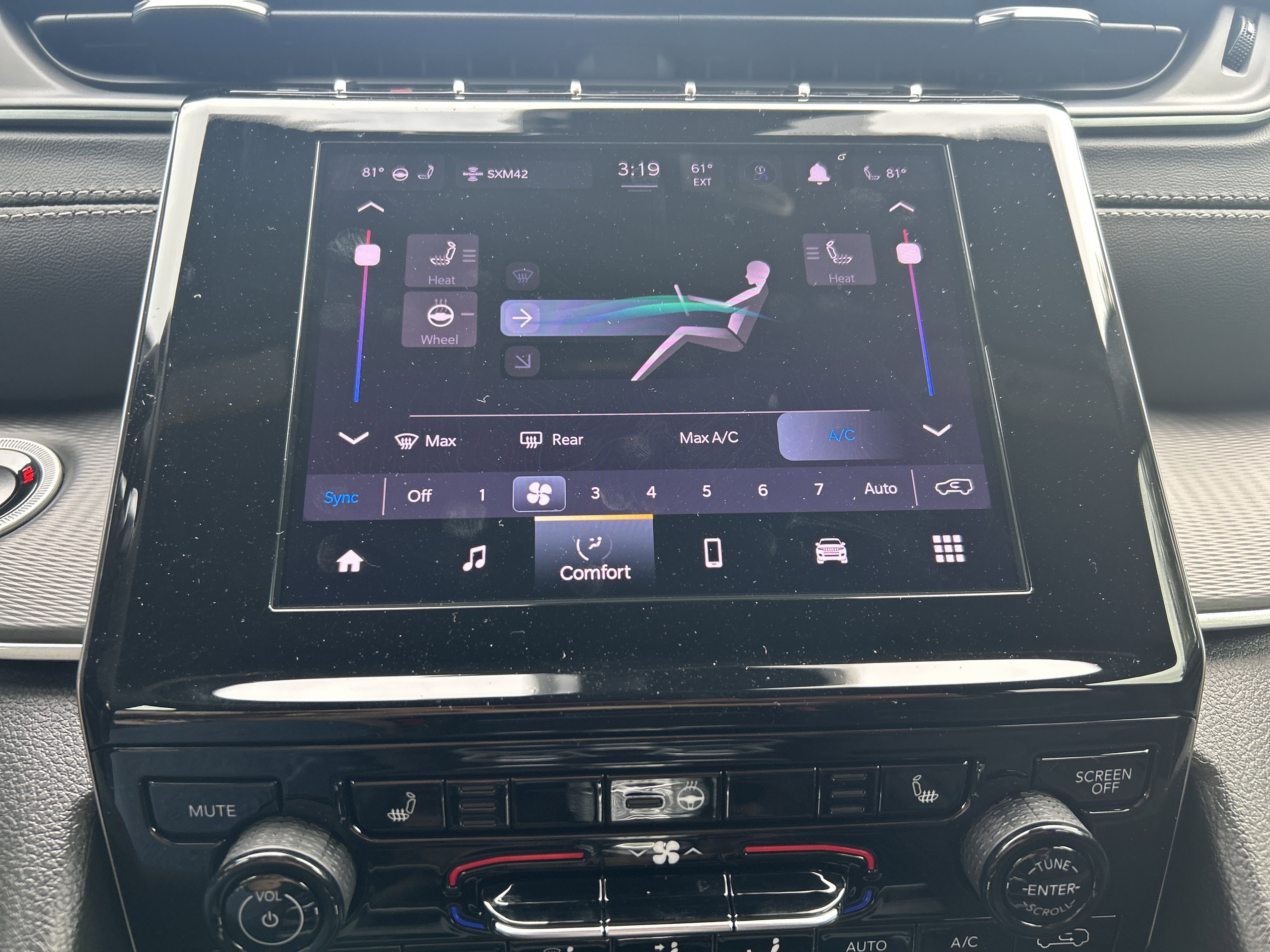 New 2025 Jeep Grand Cherokee Altitude image 29